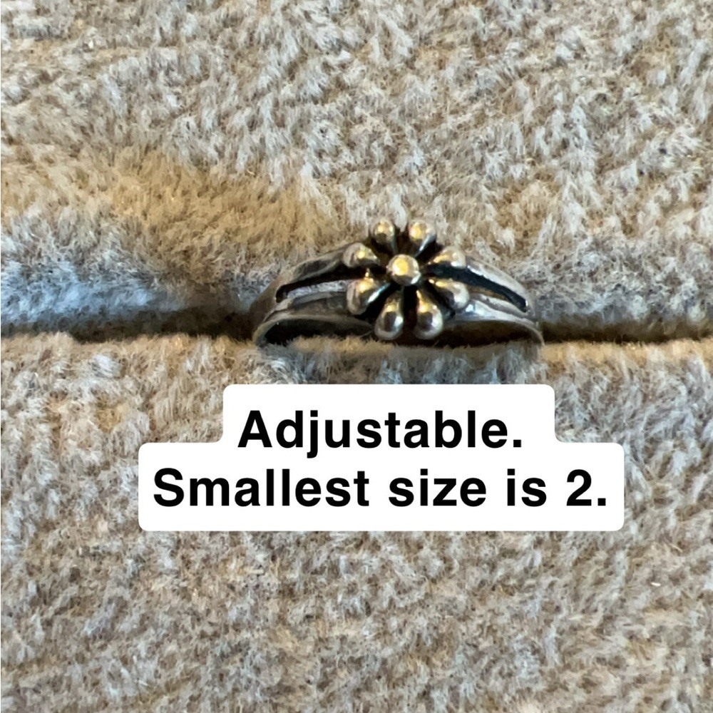 Adjustable Silver Flower Ring
